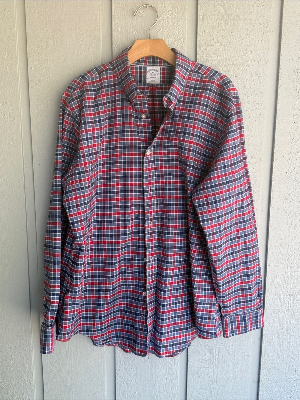 Brooks Brothers Red and Navy Plaid Button-Up Shirt size XL